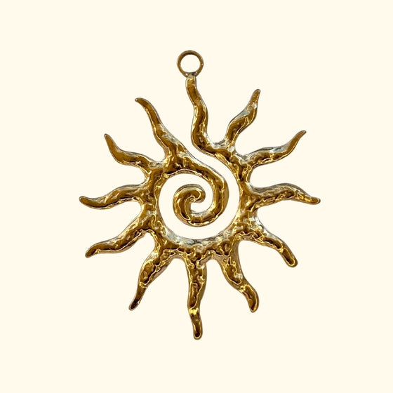 SOLEIL TENEBREUX